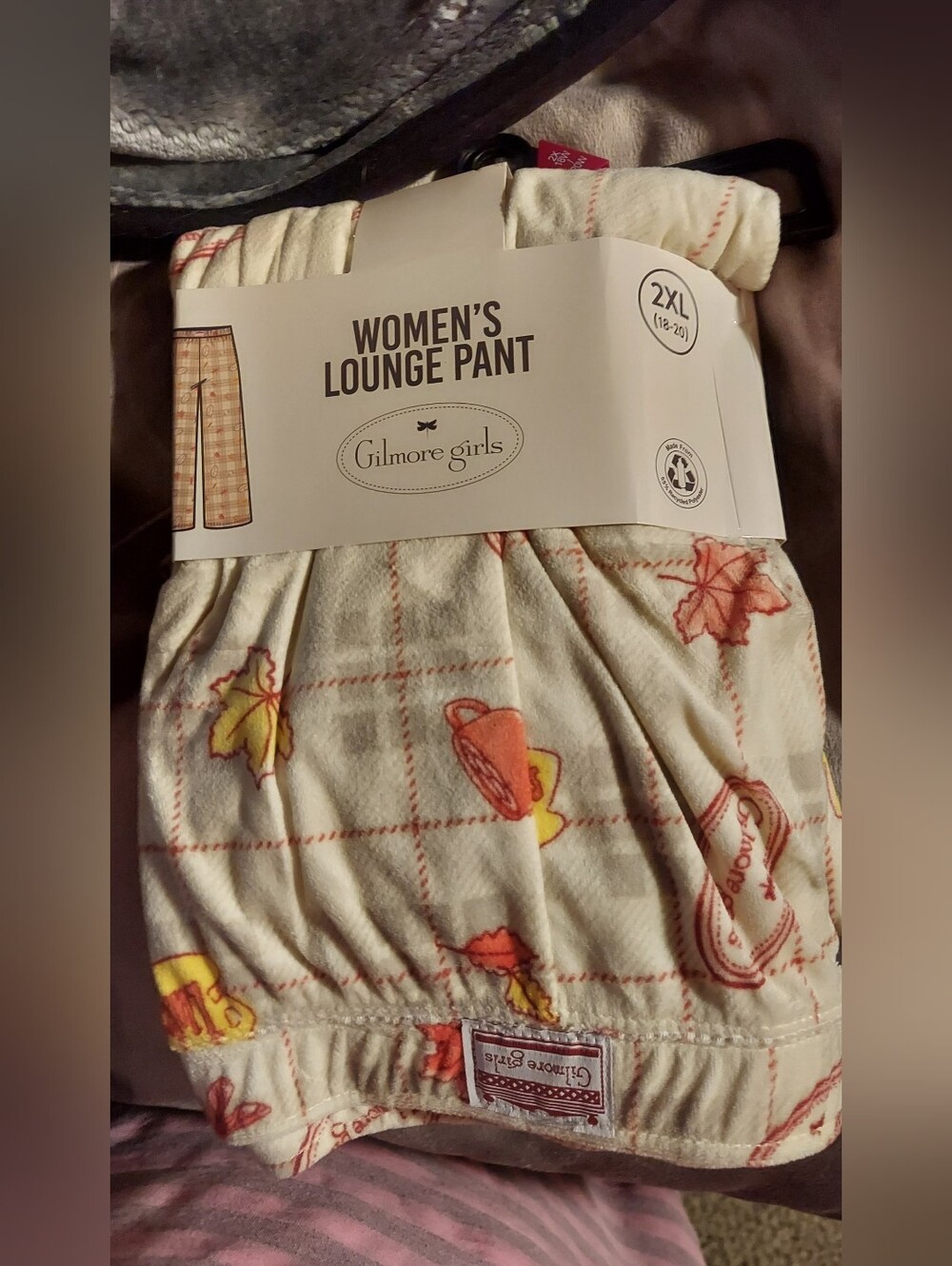 Gilmore Girls Lounge Pajama Pants in Cream with Autumn Print - 2XL